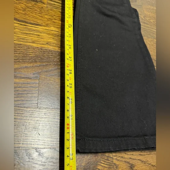 Zara Mid-Rise Flared Jeans - Black - Size: EUR 36 (US 4) - Picture 8 of 9